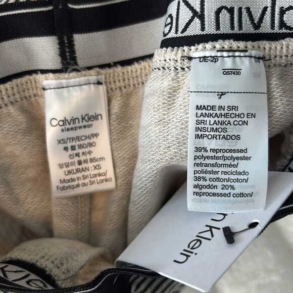 Calvin Klein modern cotton buffalo plaid holiday joggers, size XS, NWT - Picture 8 of 8